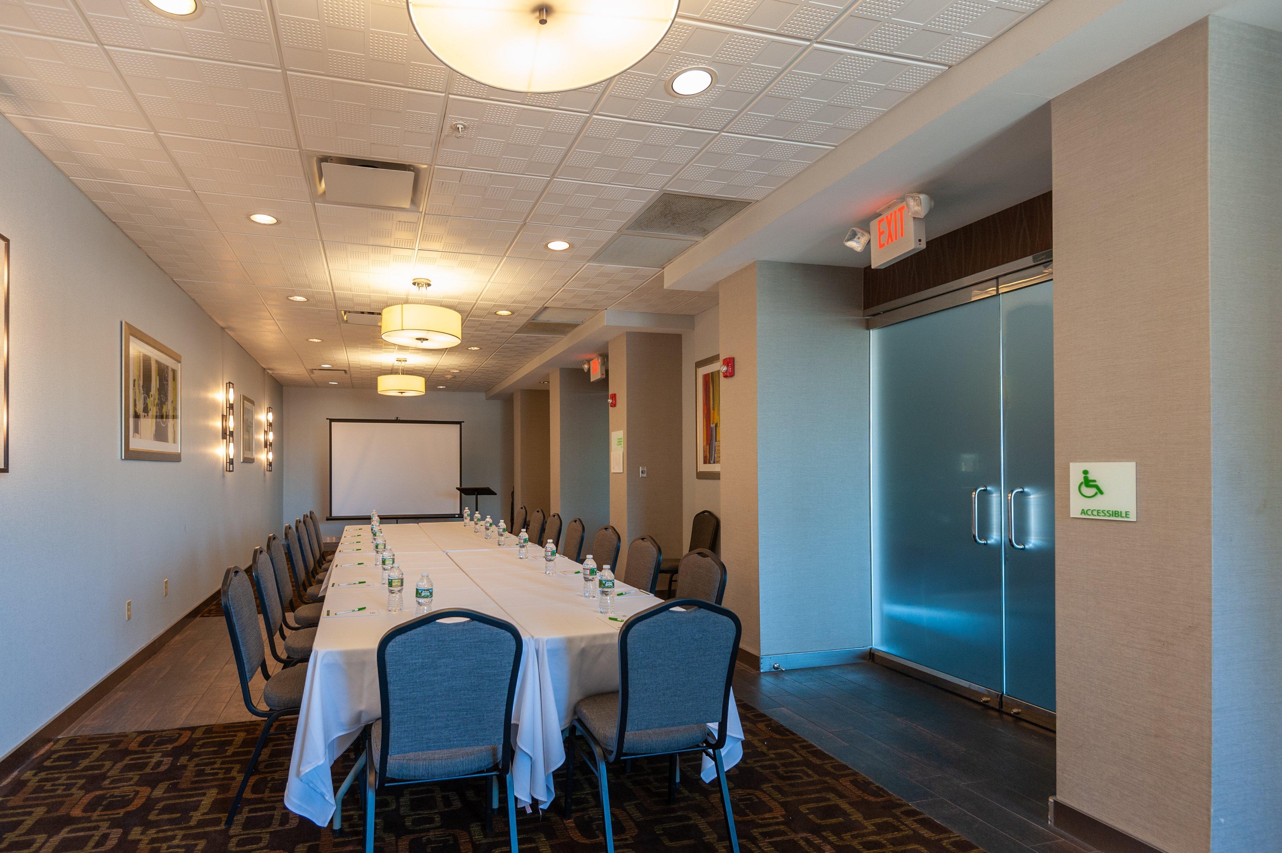 Holiday Inn Lansdale-Hatfield By Ihg Kulpsville Exterior photo